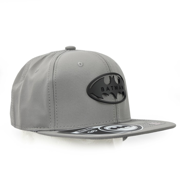 Gorra Batman Metal Badge Dc Comics Gris