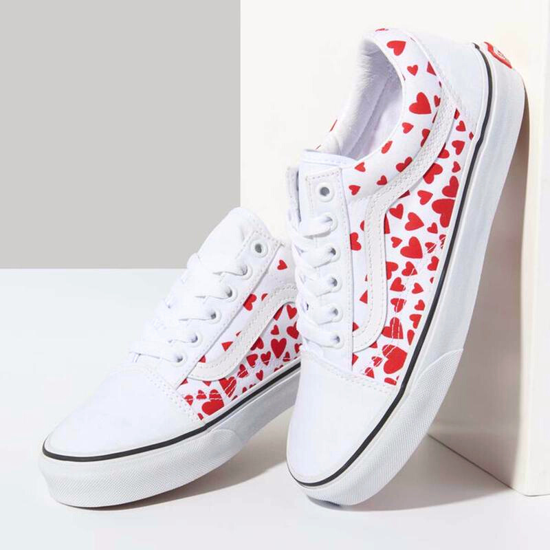 Tenis Vans Old Skool Valentines Heart Blanco Rojo de Dama
