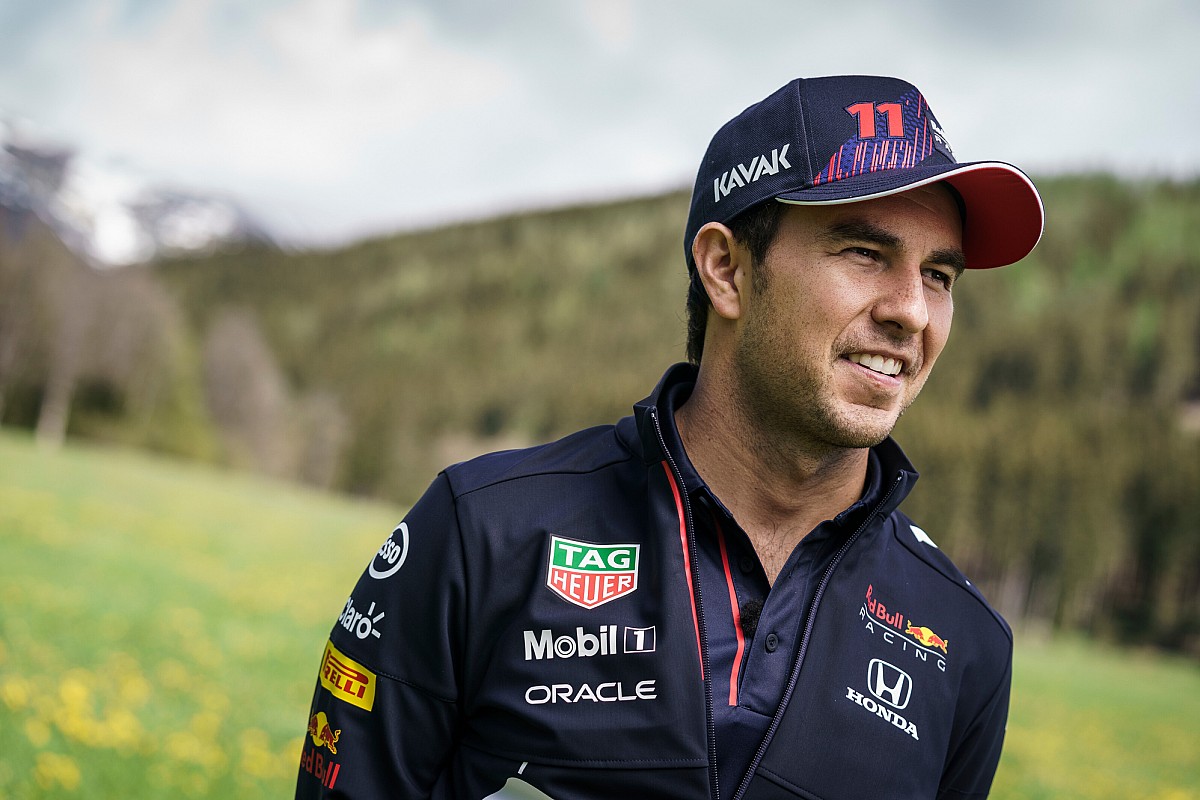 Gorra Sergio "Checo" Perez Formula 1 Red Bull Puma