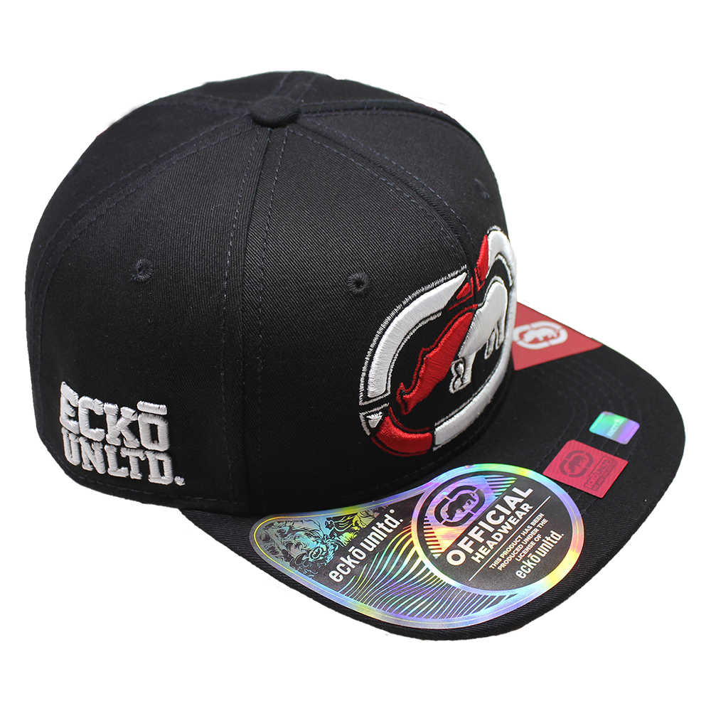 Gorra ECKO UNLTD, bordado alto relieve Rhino bicolor, visera plana, sublimado bajo visera 