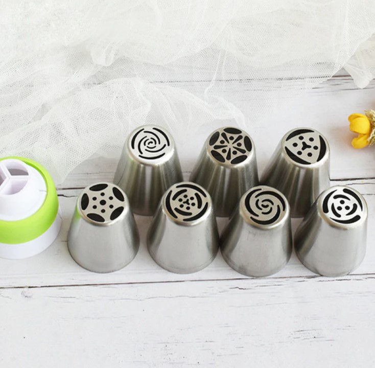 Kit 91 piezas Boquillas rizadas, Duyas Rusas, de Tulipanes, Esfera y Olanes para decoración de cupcakes