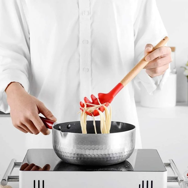 Juego de Utensilios de Cocina, espátulas miserables, batidor de globo, brocha, palas de silicón con mango de madera, Rojo