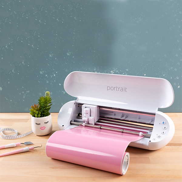 SILHOUETTE PORTRAIT 3