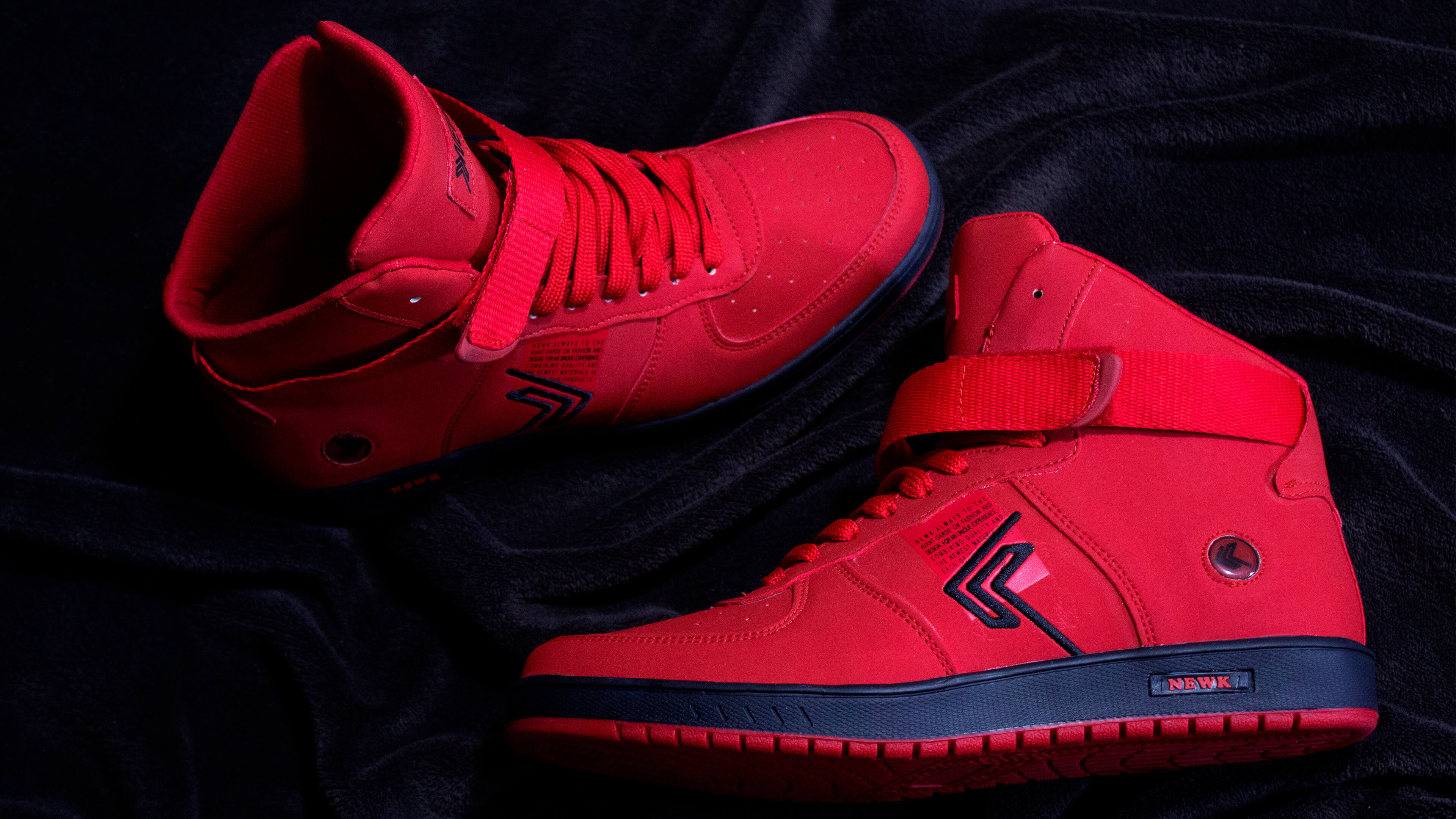 Tenis Newk Para Hombre Línea Lit-bota sneakers de botín Color Rojo.