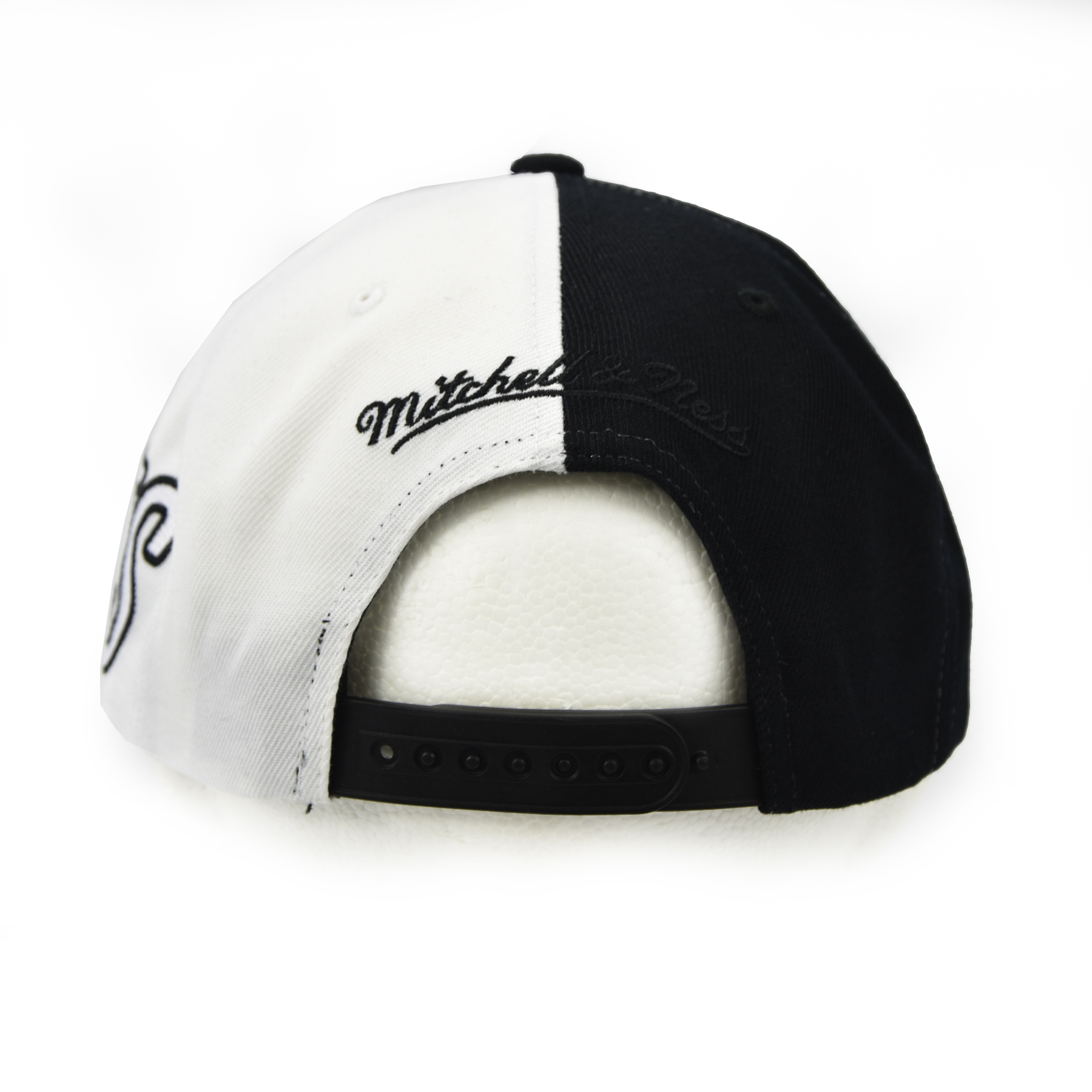 Gorra Brooklyn Nets Nba Mitchell And Ness Classic Canvas