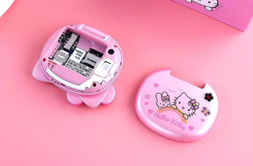 Celular Temático Hello K dual Sim