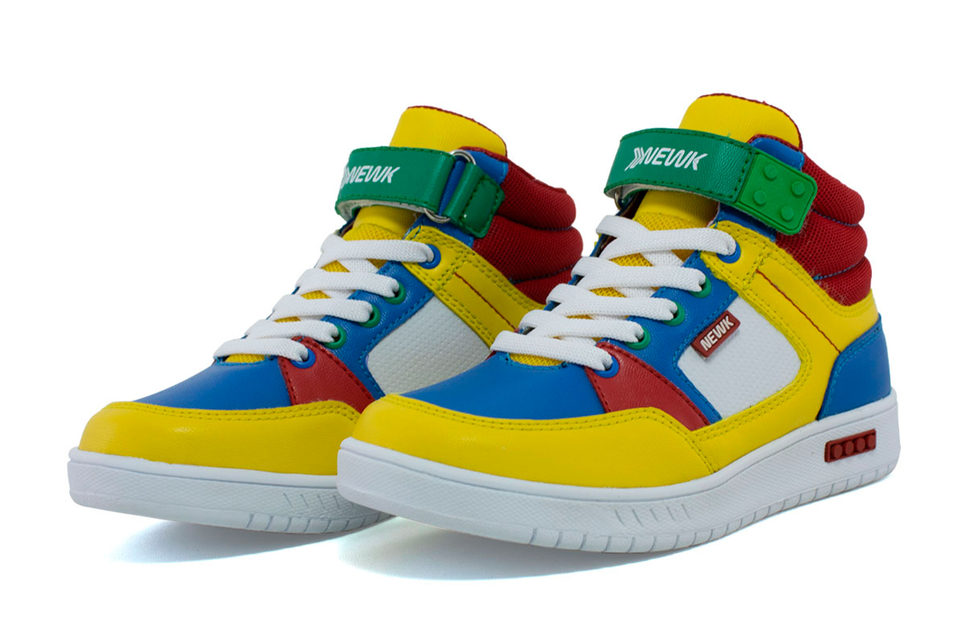 Tenis Newk Infantil Línea Cappa Color Amarillo Azul Rojo