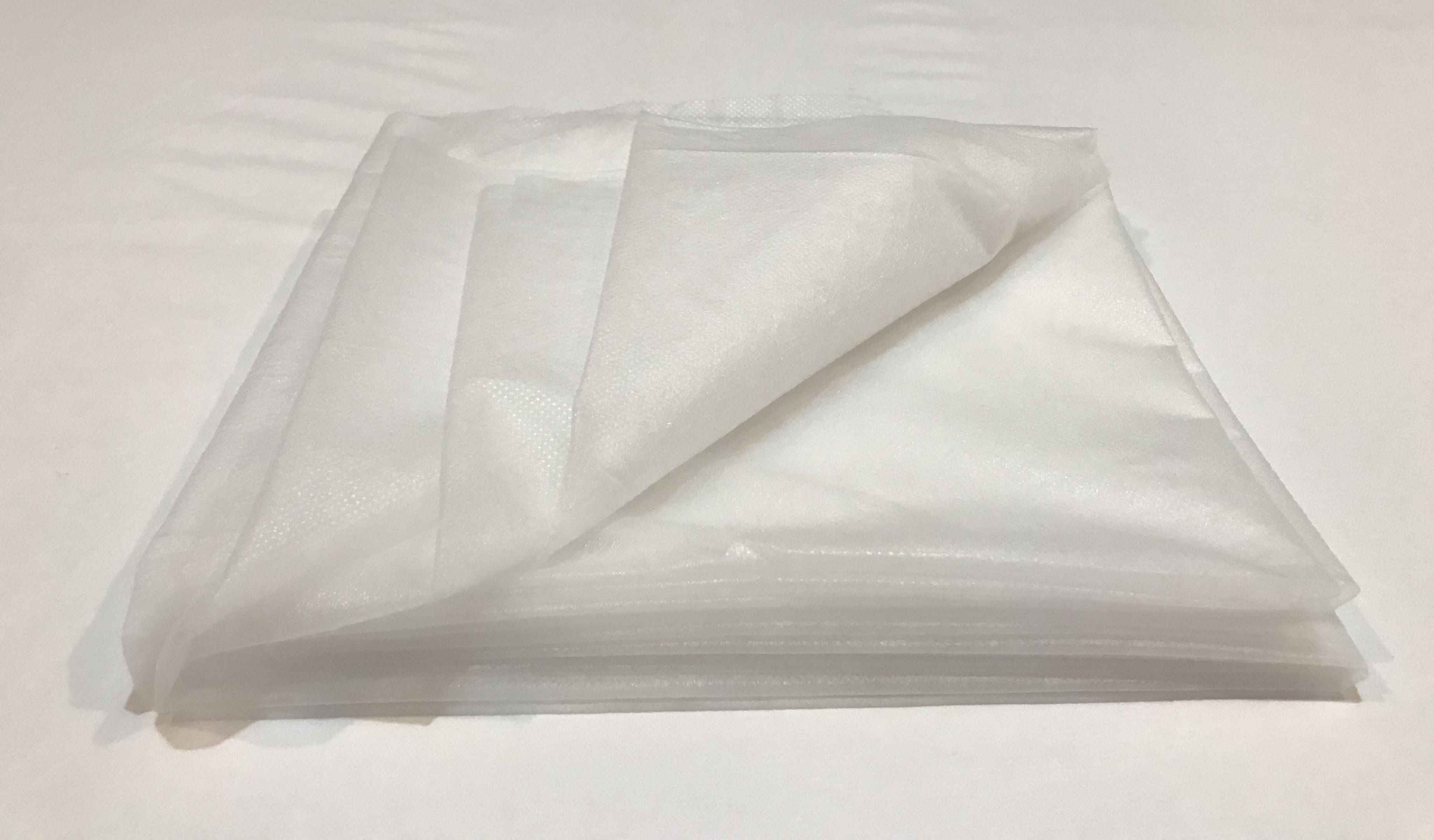 Malla Agrícola Antiheladas. 1.8m de ancho x 50m de largo.