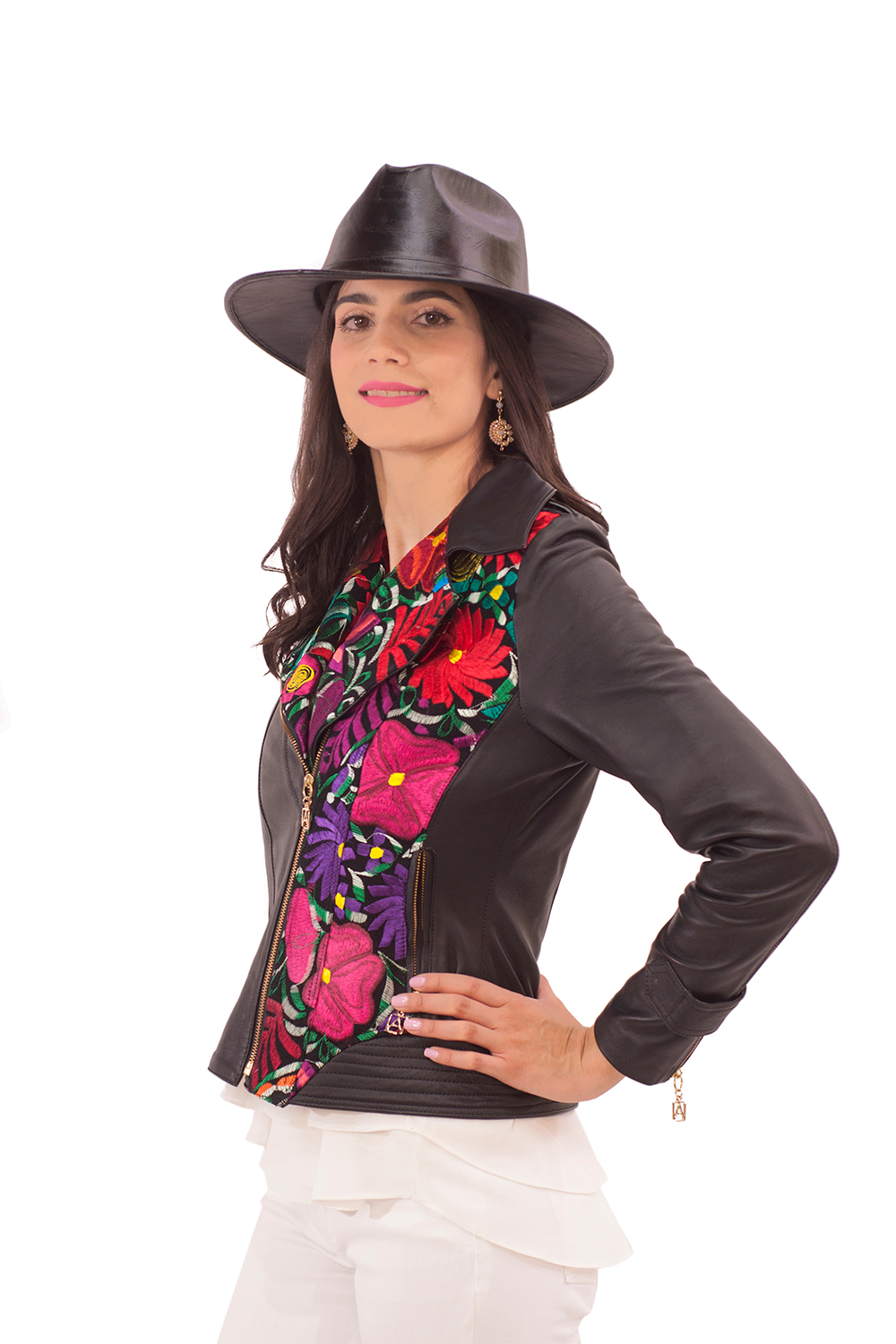 Chamarra de Dama Solapa AngeLozano de piel con Telar Artesanal  color Negro