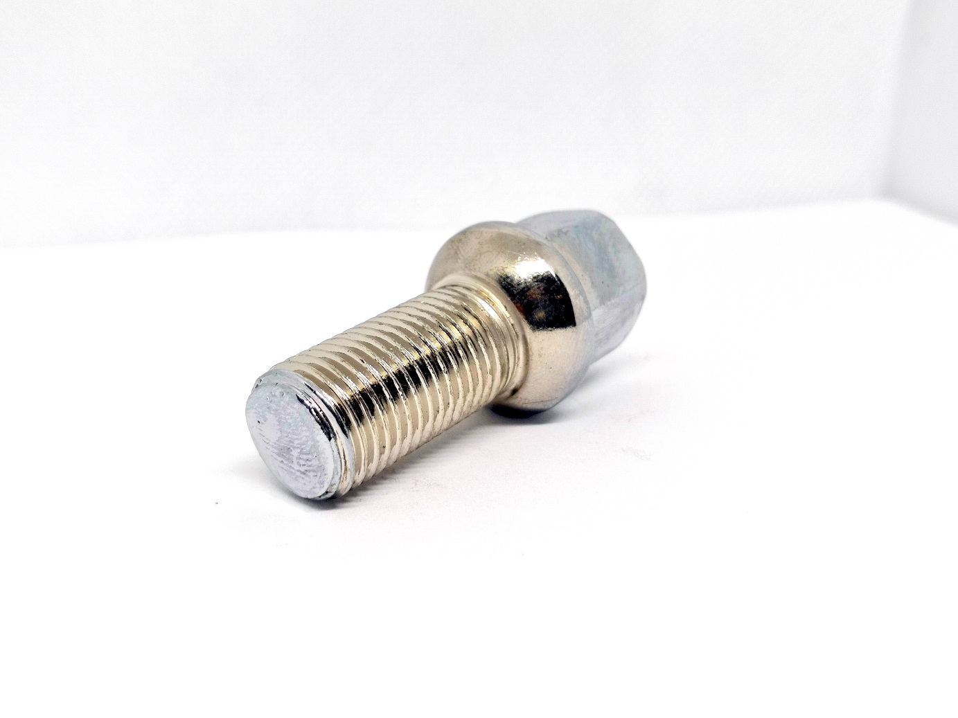 16 Birlos Para Vocho Sedan Bocho Original Cromados M14