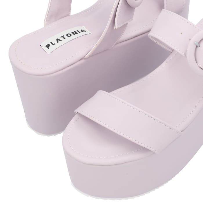Sandalia De Plataforma Con Doble Tira Lila Y Hebilla Forrada