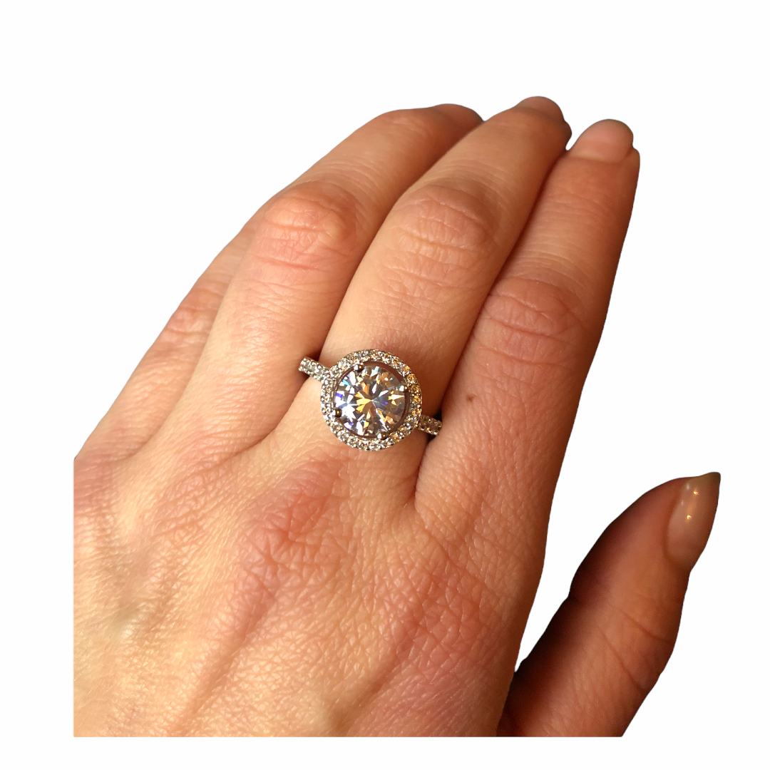 Anillo Compromiso Corte Princesa Zirconias Cúbicas Amour Plata 925