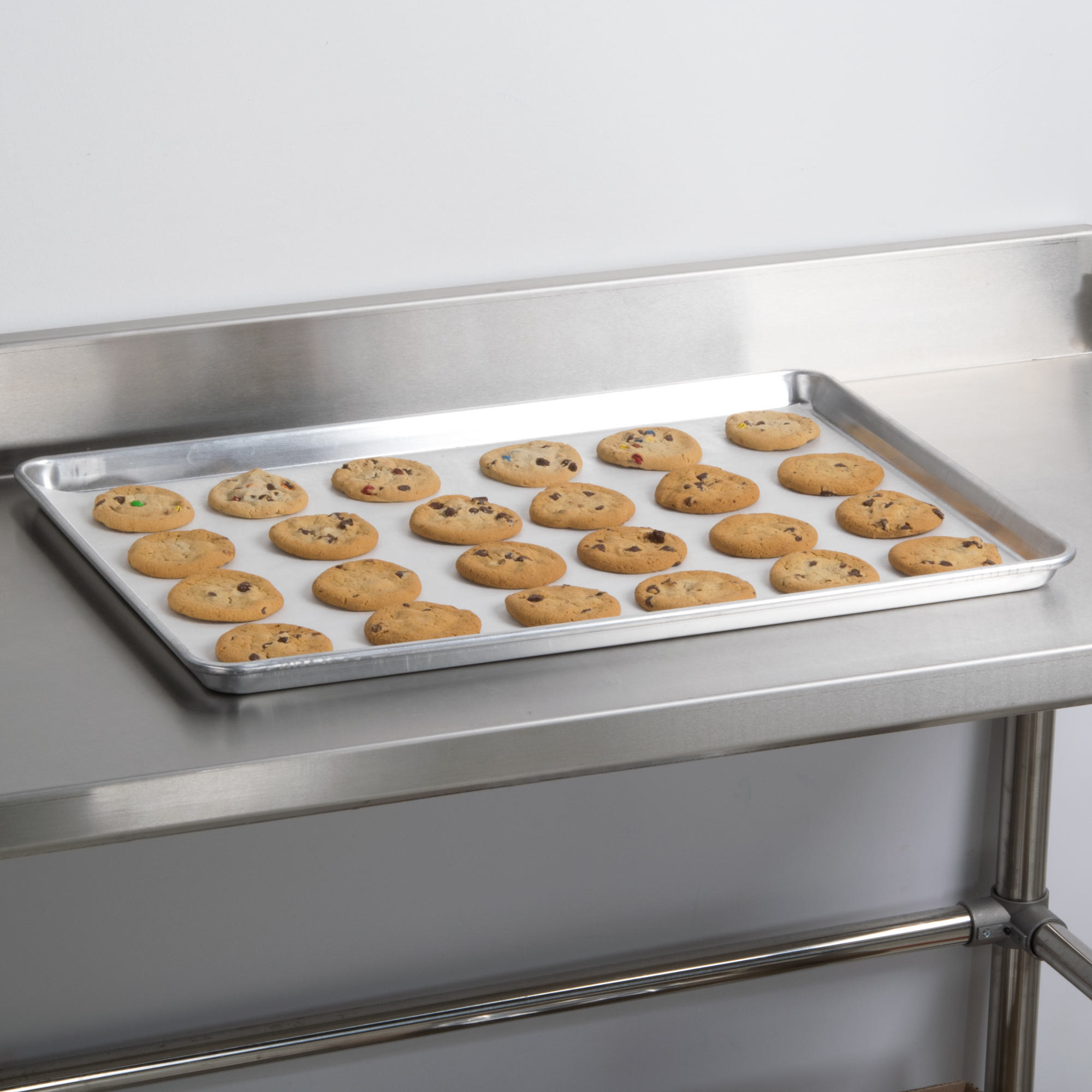 Charola para hornear galletas o para asar de  Aluminio 45x65 Cms Adv 18-8a-26 - Incluye 1 pieza