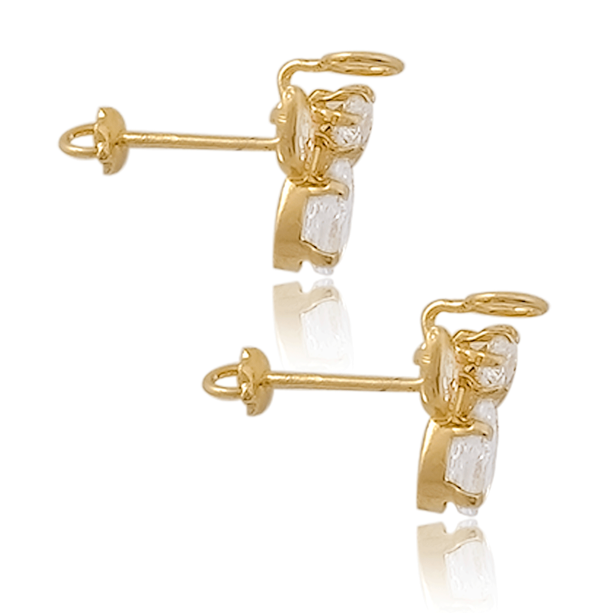 Aretes broquel en oro 18k laminado #913 en forma de angelitos con medidas de 0.8 de ancho , 1.1 cm de alto y 1 cm de profundidad.