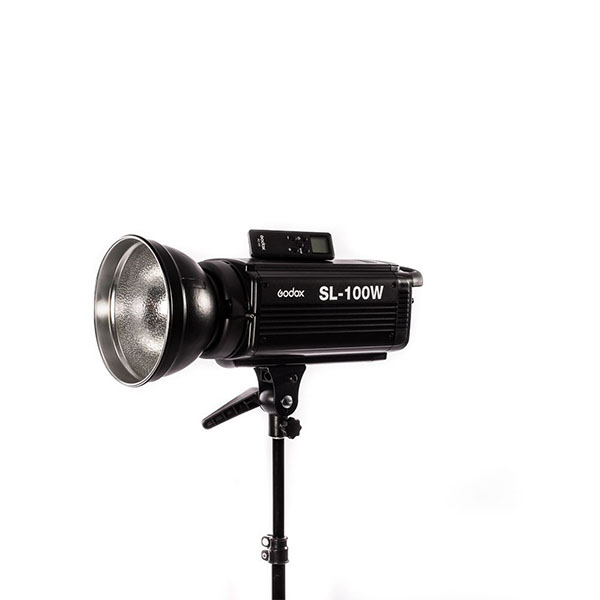 Lámpara Godox De Led SL100W De Luz Continua Para Cine y Vídeo De 100 Watts