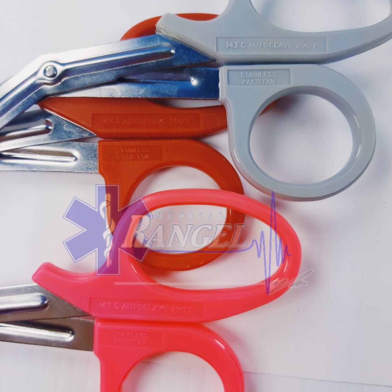 TIJERA USO RUDO 18.5 CM COLORES