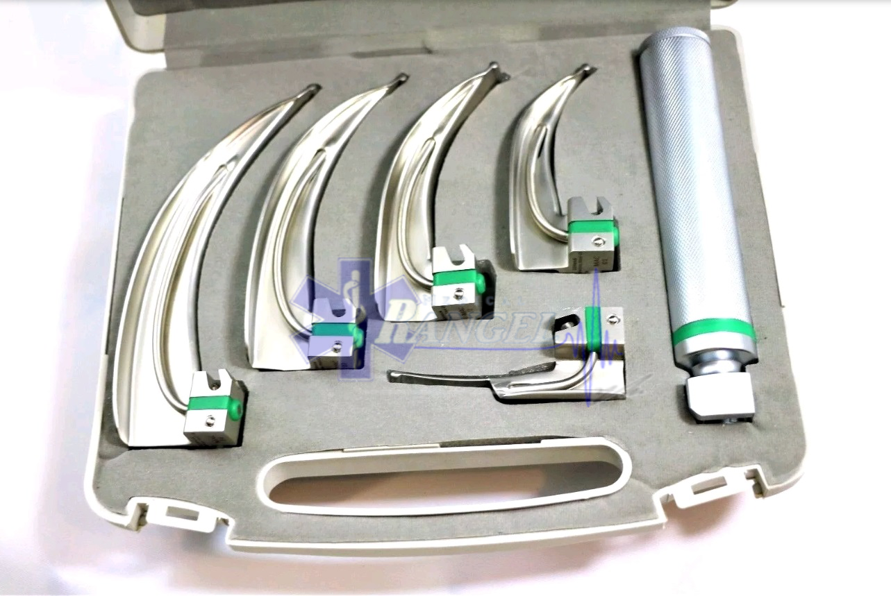 LARINGOSCOPIO MAC SET 5 HOJAS Y 1 MANGO FIBRA ÓPTICA RECUBIERTA PREMIUM