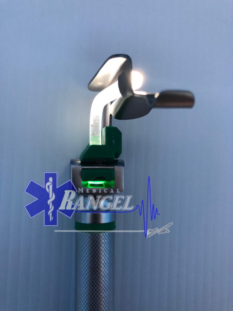 LARINGOSCOPIO SET 12 PZS. 5 HOJAS MAC, 5 HOJAS MILLER Y 2 MANGOS FIBRA ÓPTICA