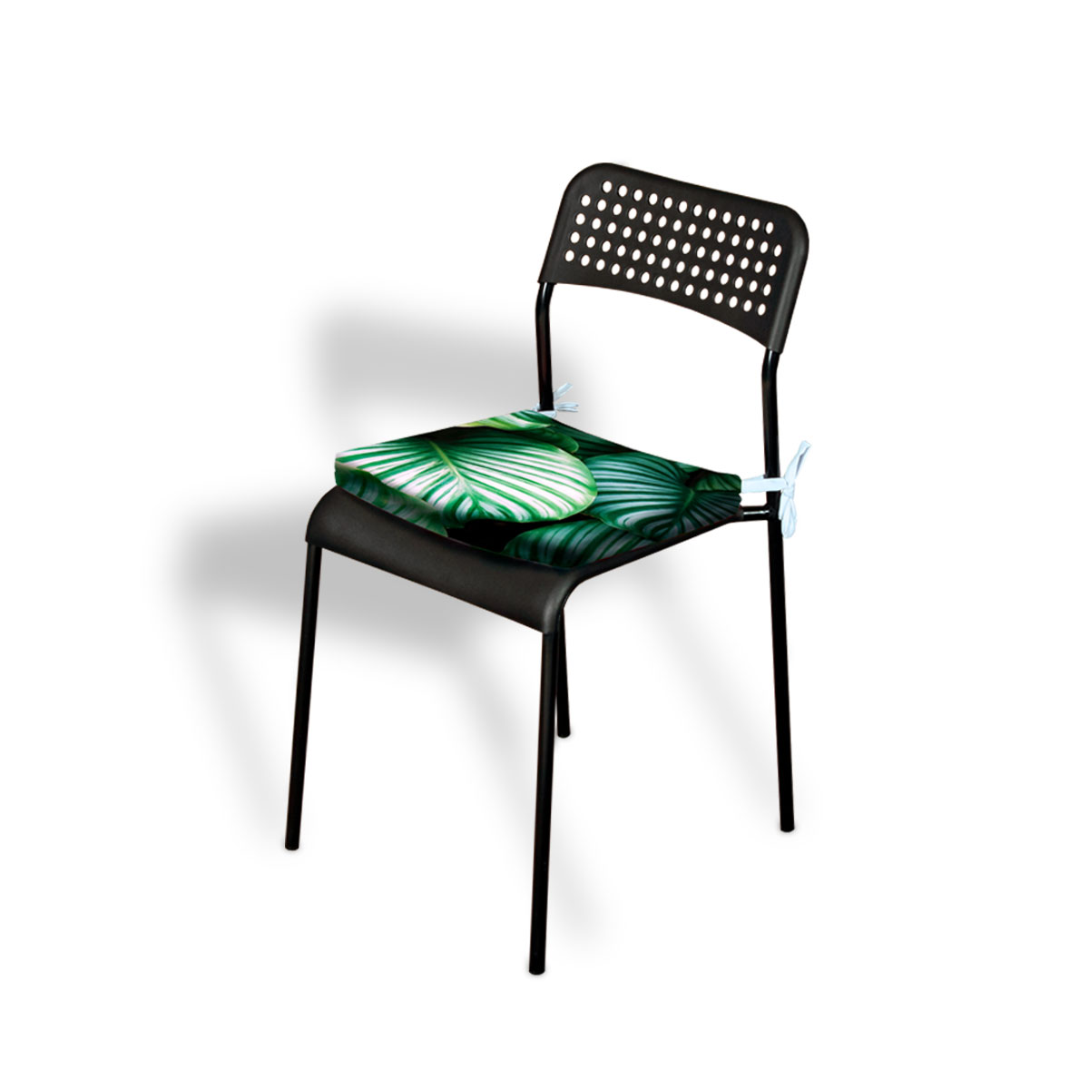 Tradicional silla modelo "ELEMENTS"