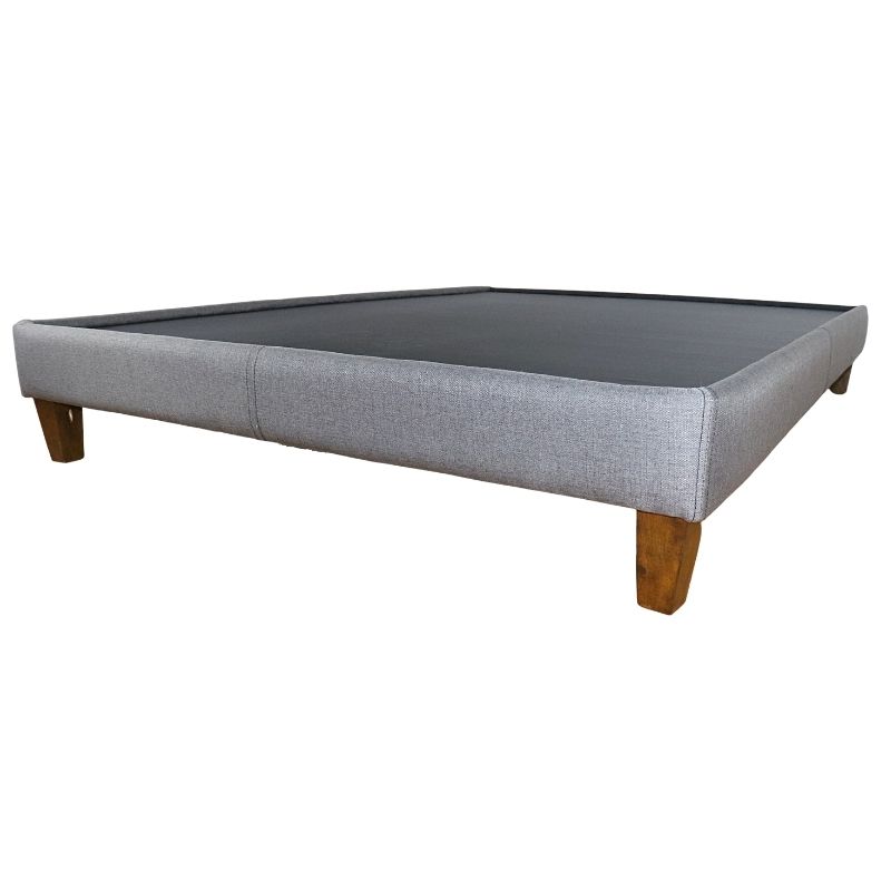 Base para Cama Matrimonial NORVAL Muebles Base Nevada con patas Altas de Madera con Moderno tapiz en Lino Gris