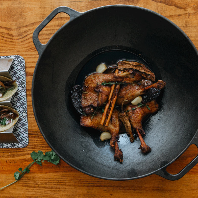 Wok de hierro esmaltado 14" Victoria