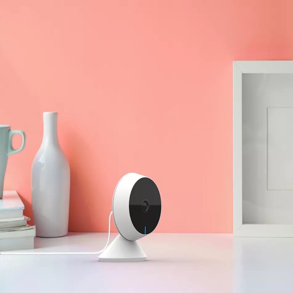 Camara De Seguridad Minimalista Interiores 2MP 720 HD Audio,Voz, Alexa google 
