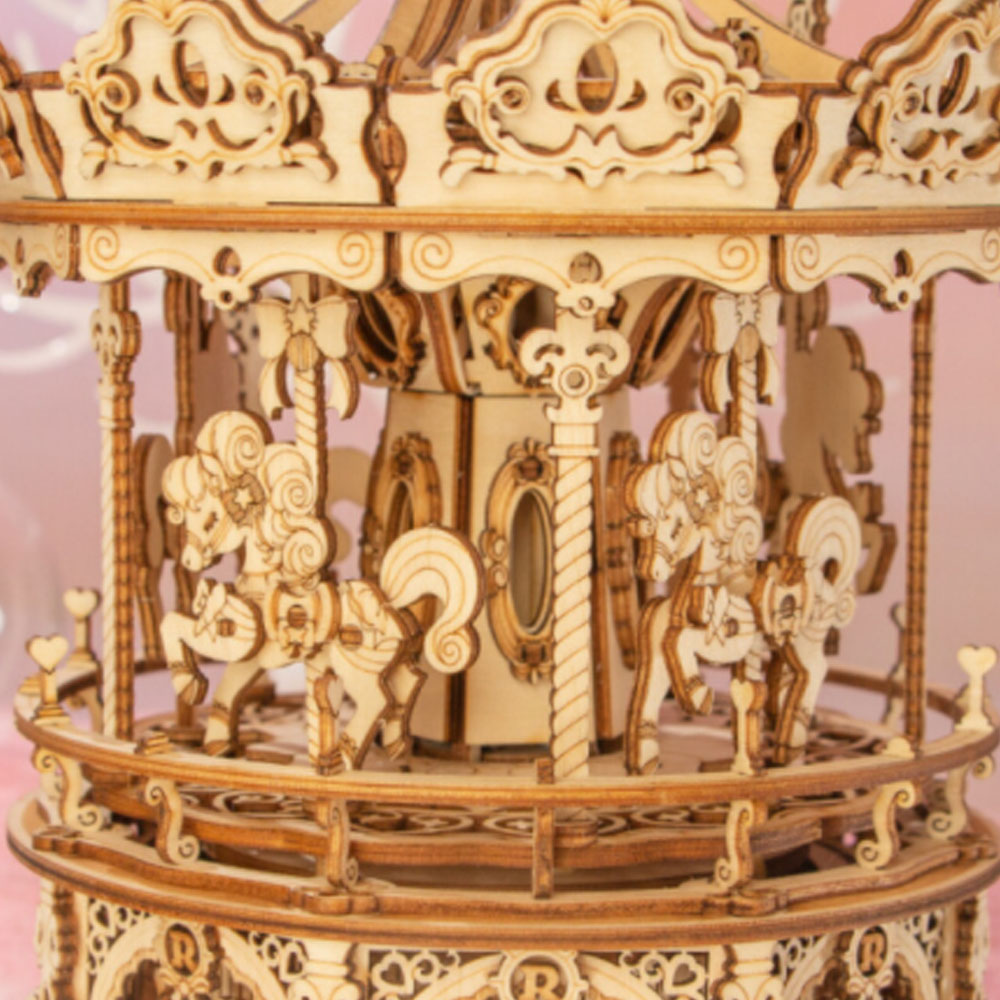 Carrusel Romantico-Madera.