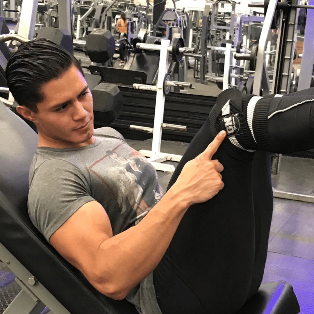 GN FITNESS - Rodilleras Gym - Vendas Para Rodillas Gym Mujer y Hombre - Rodilleras para Gym - Knee Wraps Gym - Bandas para Rodillas Gym - Venda Para Rodilla Gym - Rodilleras Elasticas Gym - Vendas Elasticas Rodillas ESTABILIZA Y PROTEGE TUS RODILLAS