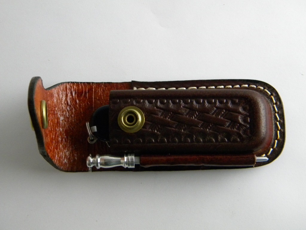 Vn4109914 Victorinox Funda Mediana Café De Piel Con Chaira