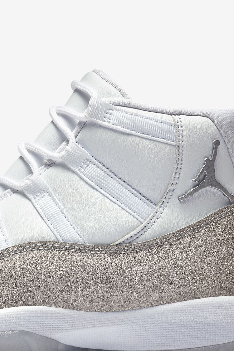 Jordan 11 Retro White Metallic Silver (W)