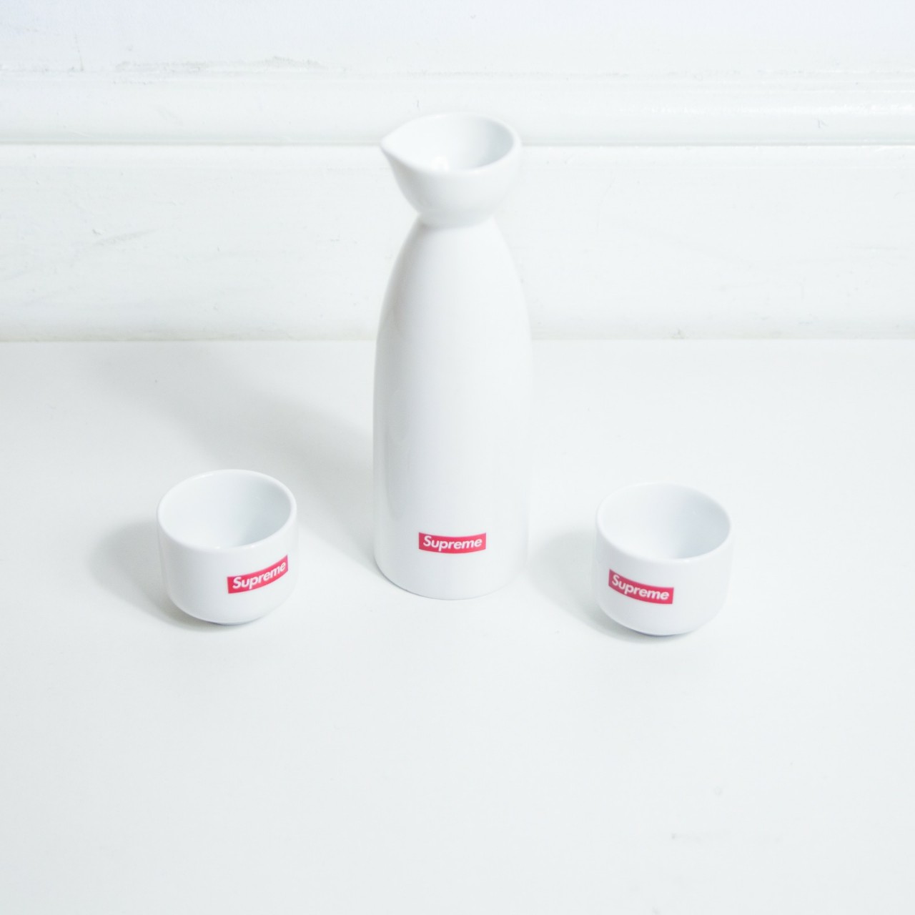 Supreme Sake Set White