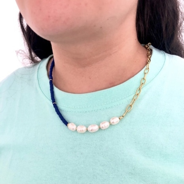 Collar en Perla Natural Cultivada y Puka Azul en Chapa de Oro 14k - Mancini Joyas