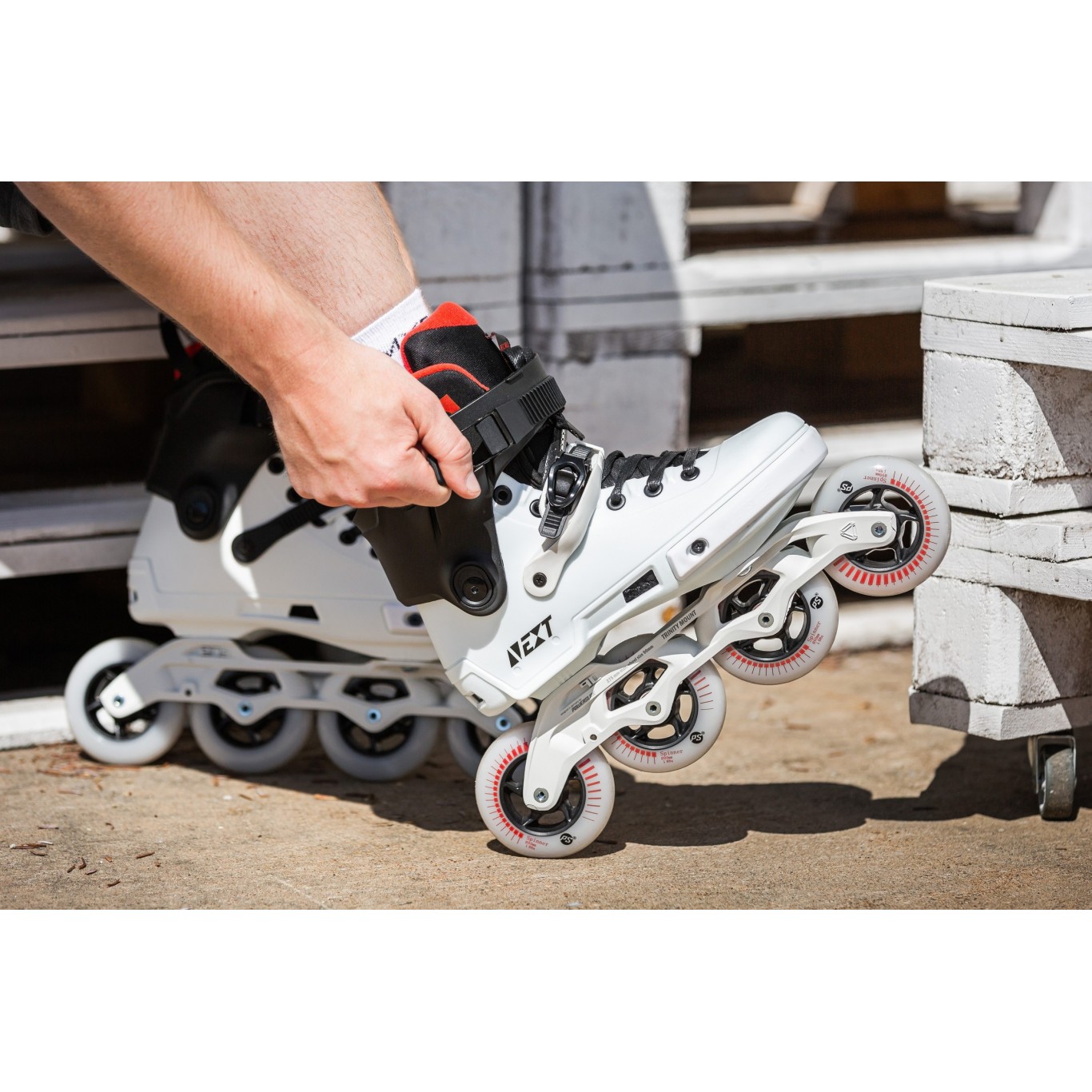 Patines Powerslide Next Black White 90