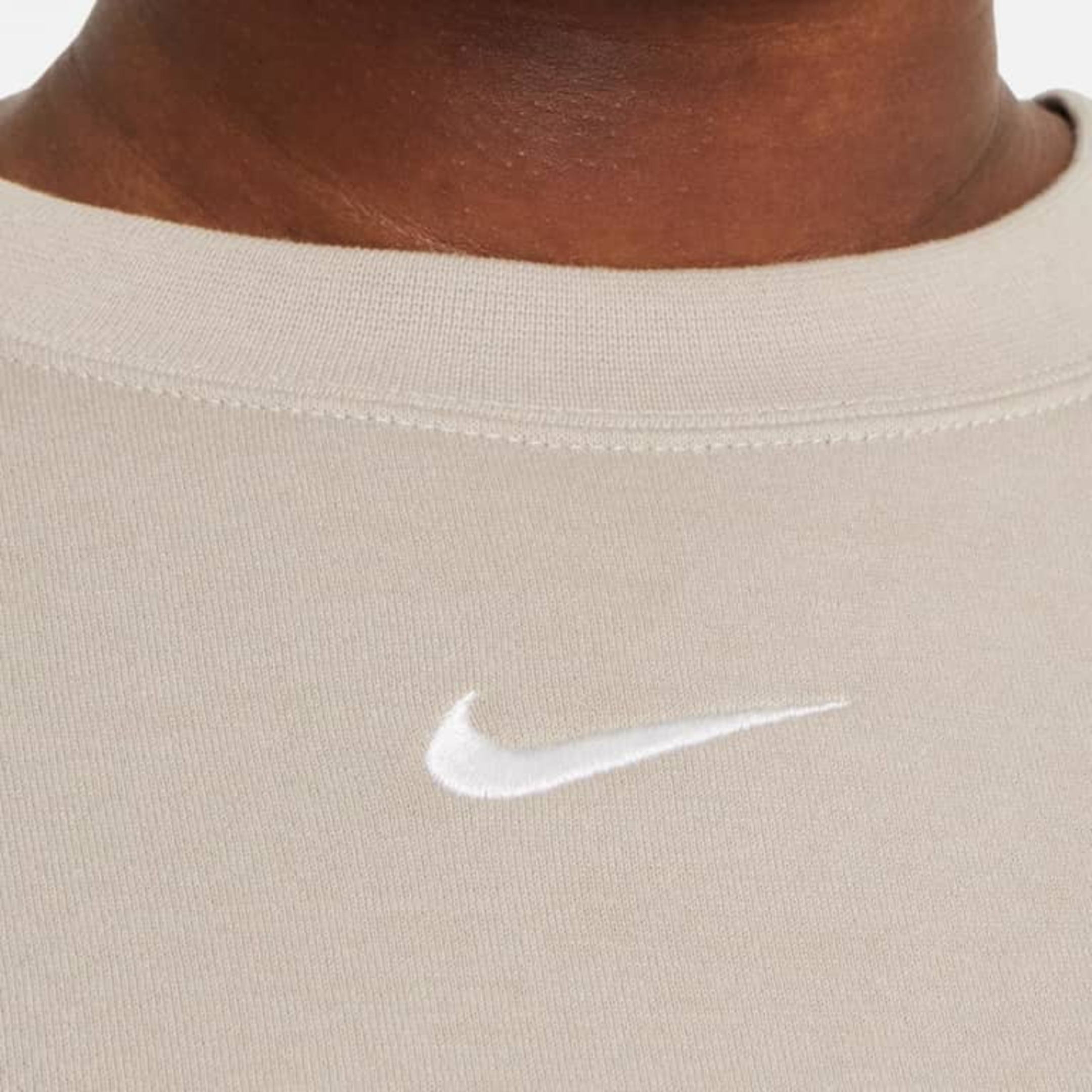 SUETER CASUAL PARA MUJER COLOR BEIGE SWEATER ROPA NIKE 5236