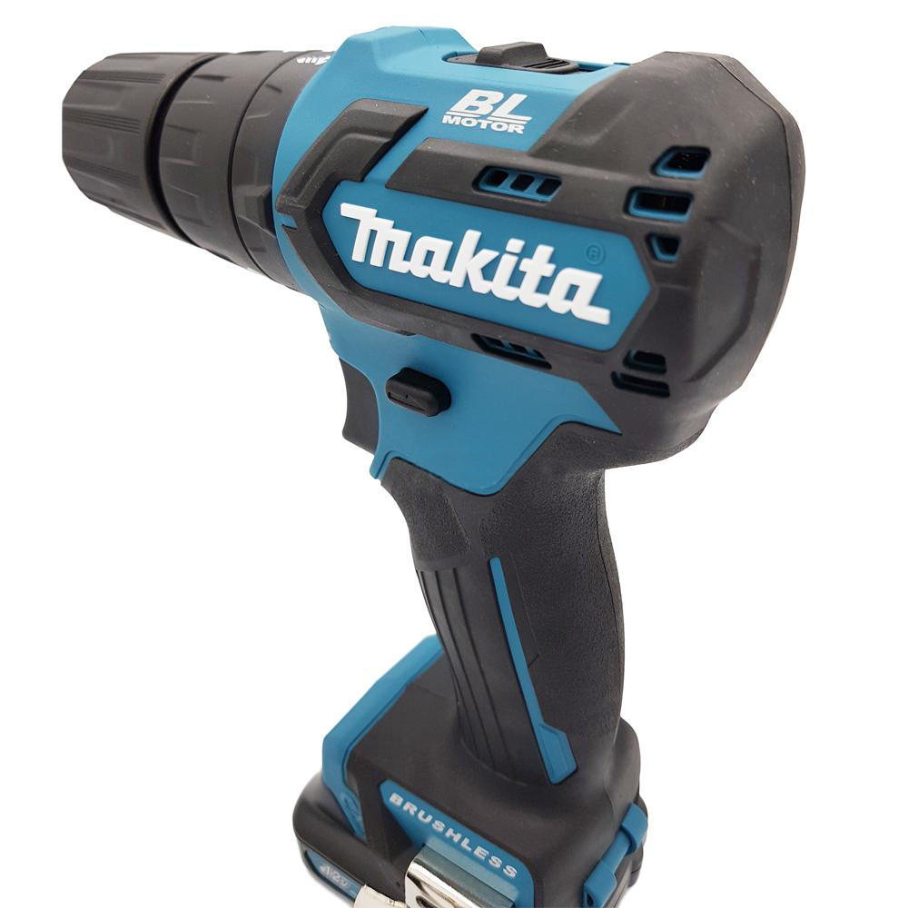 Taladro Atornillador con Percusión Makita Hp332dwye 10mm sin carbones