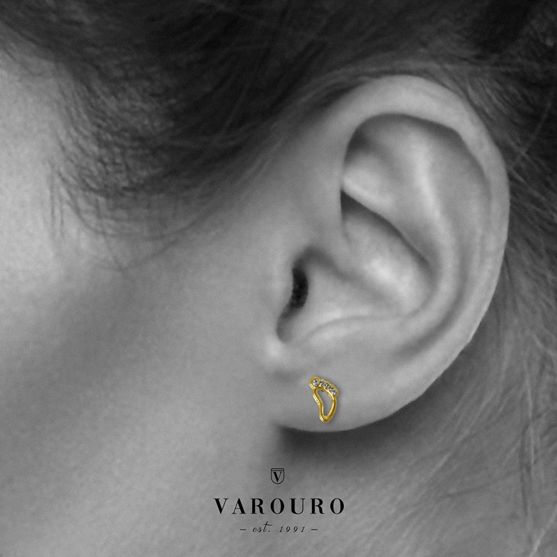 Aretes Broqueles Huella Bebé VAROURO Oro 10k Mamá Piercing + Estuche