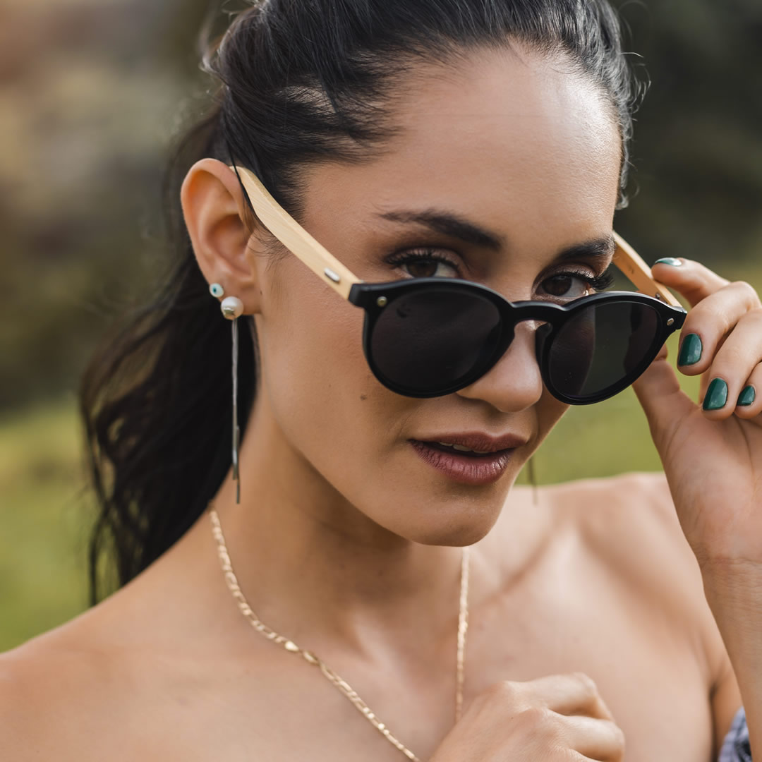 Lentes Gafas de Sol PANDAS Unisex para Hombre y Mujer de Madera de Bambú Redondos Circulares Oscuros UV400 Mapache Negro