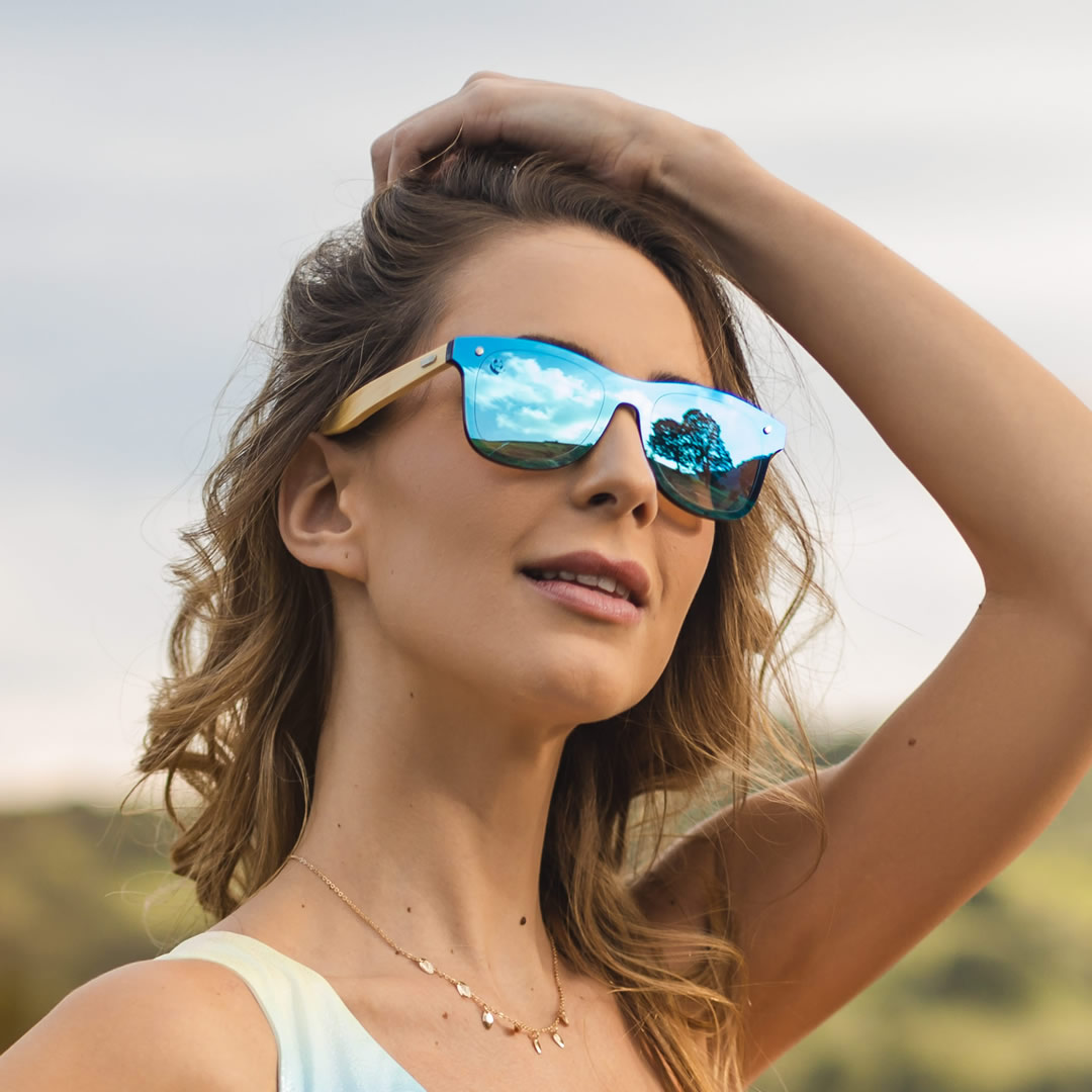 Lentes Gafas de Sol PANDAS Unisex para Hombre y Mujer de Madera de Bambú Cuadrados Espejados UV400 Quetzal Azul
