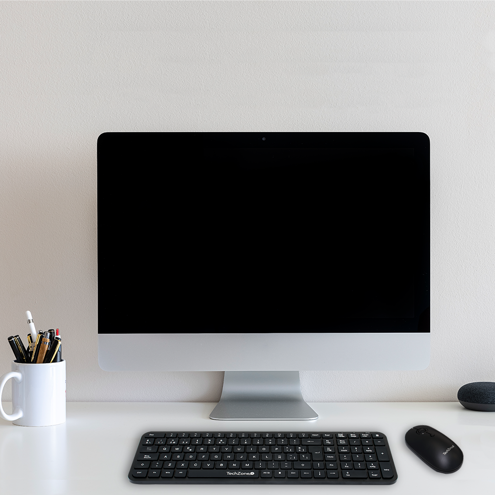 KIt Teclado y Mouse Inalámbrico TechZone con Teclado Numérico y Clic Silencioso