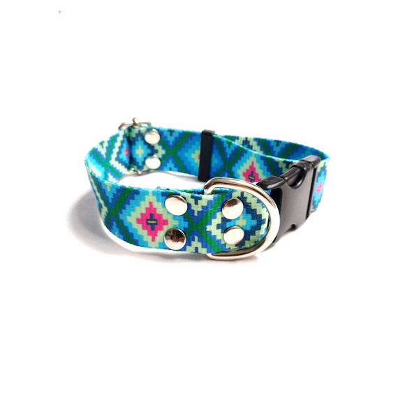 COLLAR PARA PERRO BROCHE PLASTICO, HUICHOL, RAZAS GRANDES , PUNKY FASHION PET