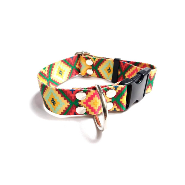 COLLAR PARA PERRO BROCHE PLASTICO, HUICHOL, RAZAS GRANDES , PUNKY FASHION PET
