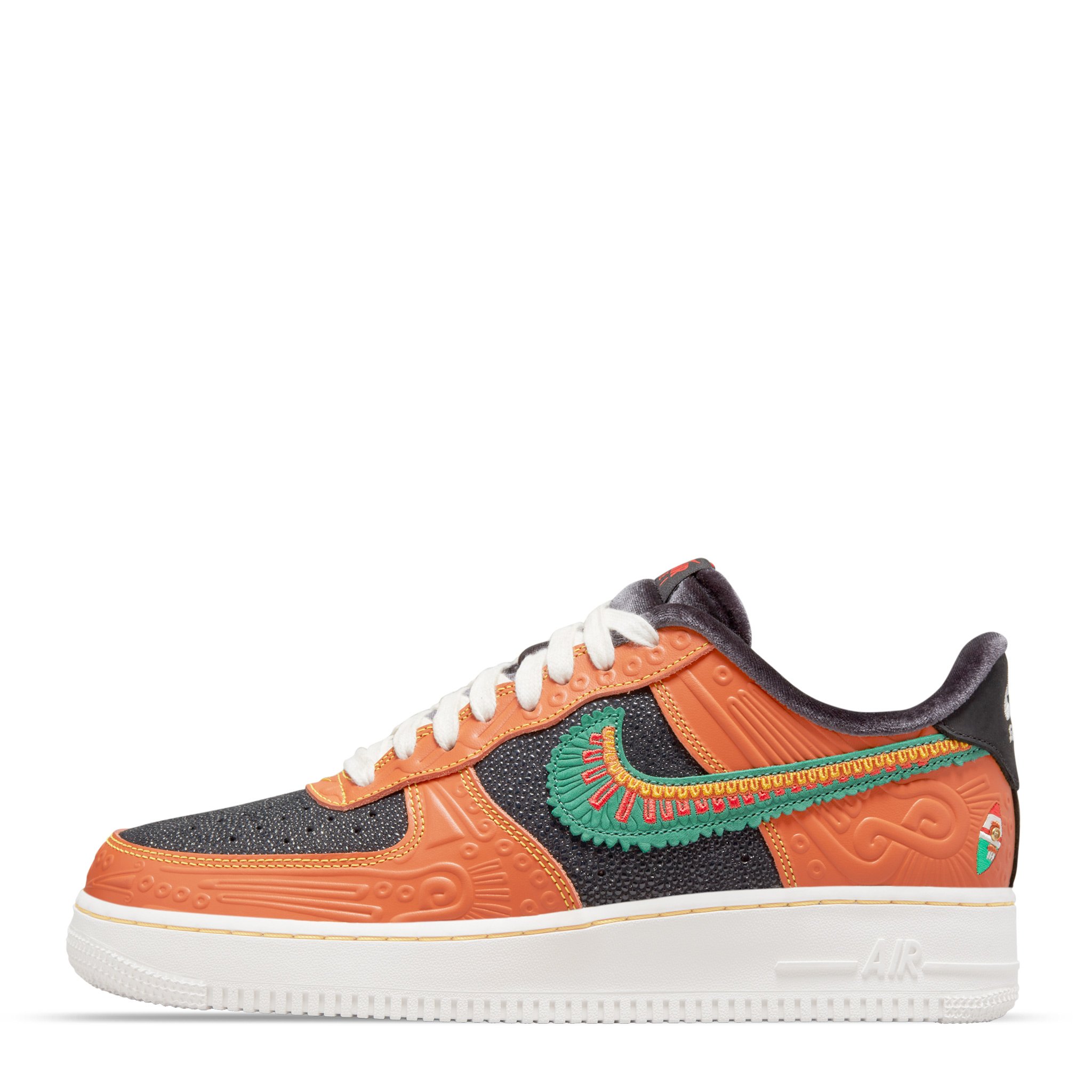 TENIS NIKE AIR FORCE 1 ´07 LX DIA DE LOS MUERTOS (D02157816)