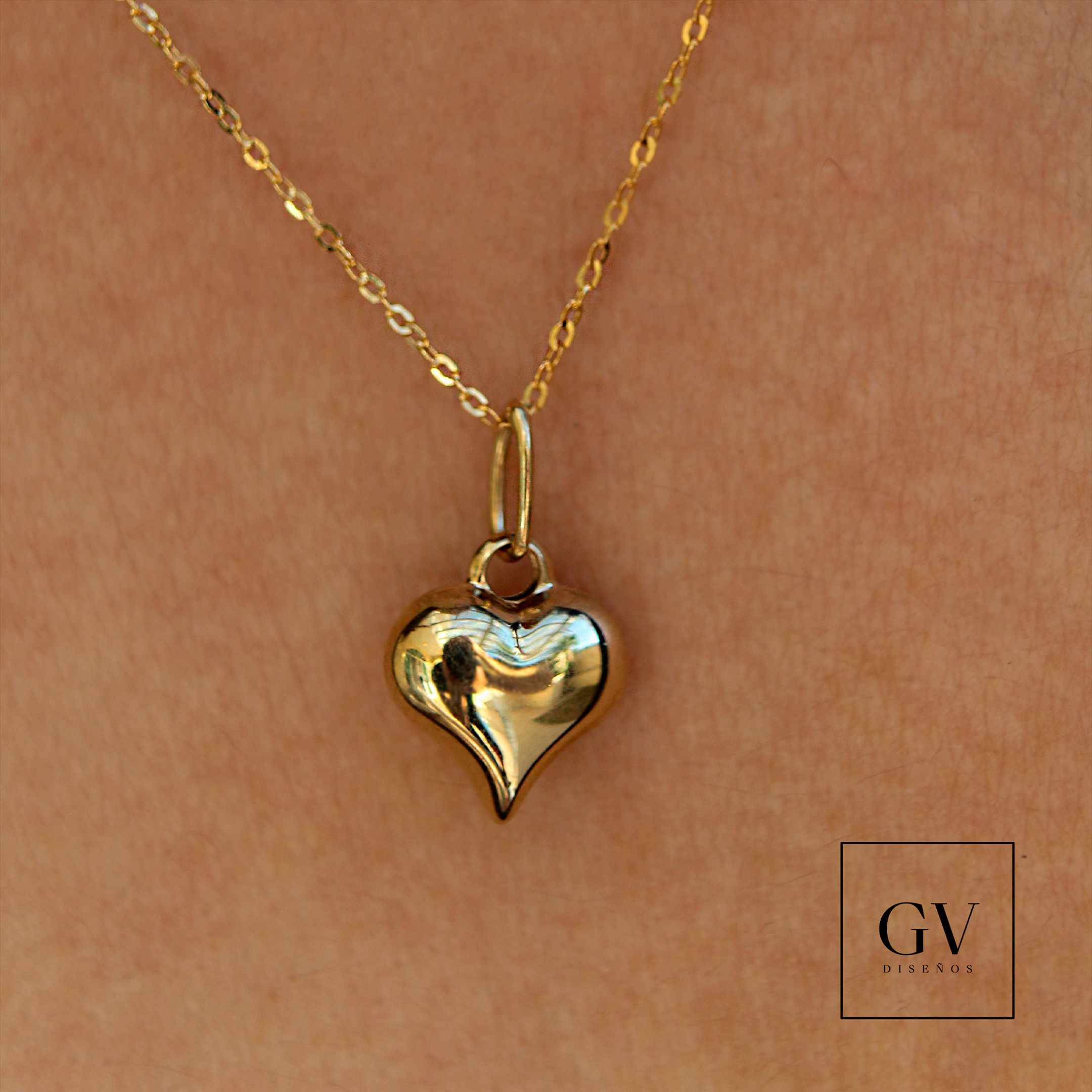 Collar de Corazon De Oro Amarillo de 14 Kilates Para Dama