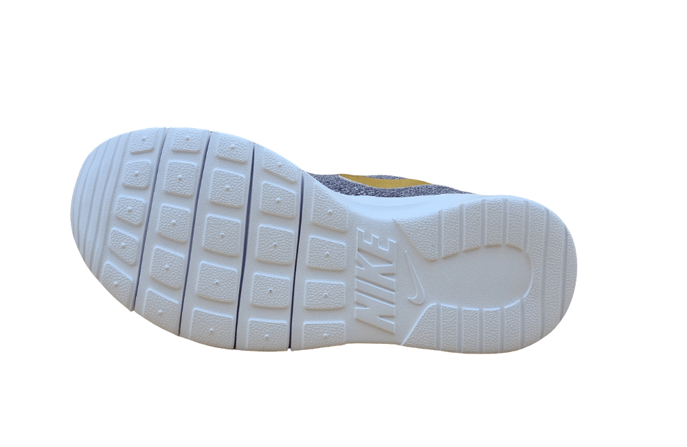 Tenis Nike Para Niña Tanjun Gs 818384 502 