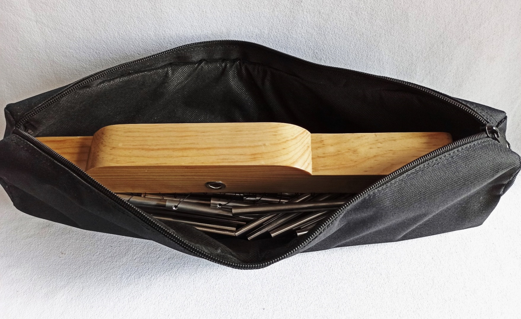 CAMPANA CHINA 50 TONOS DOBLE FILA, CON FUNDA; CORTINA MUSICAL