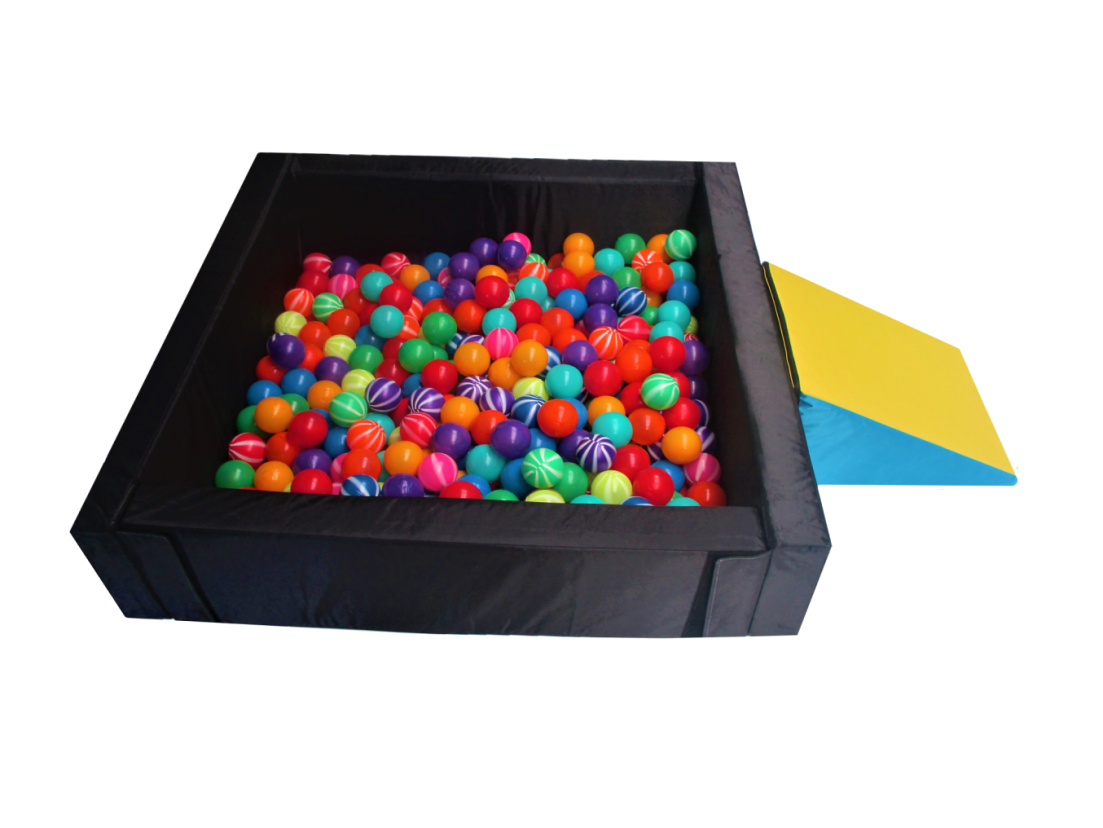 Alberca Cuadrada de Pelotas 120*20*10 con 100 Pelotas +Rampa