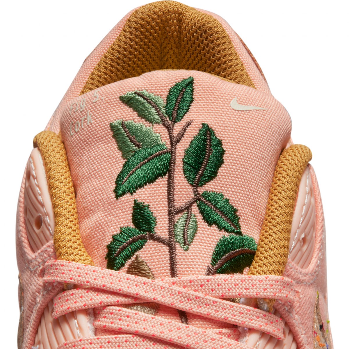 TENIS NIKE AIR MAX 90 CORAL CON CAFÉ RECYCLED PACK (DD0384-800)