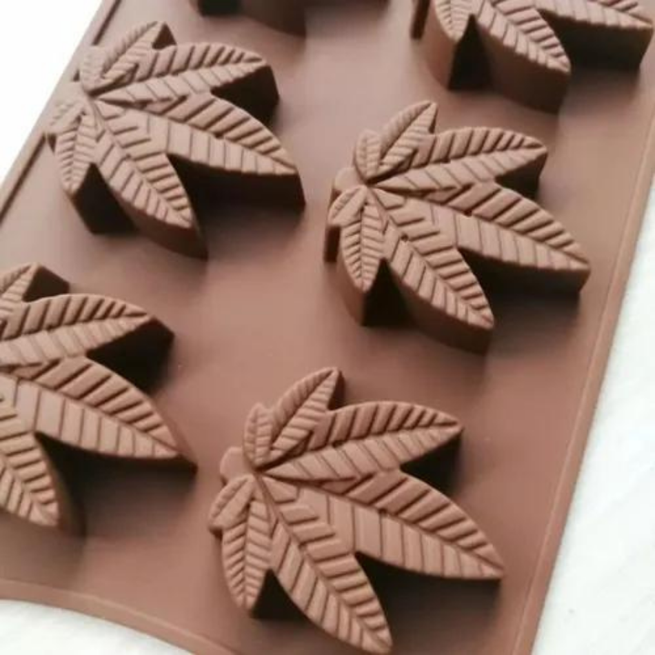 Molde De Silicón Para Reposteria Figura HIERBA Chocolates, Gelatinas, Hielo, etc. 