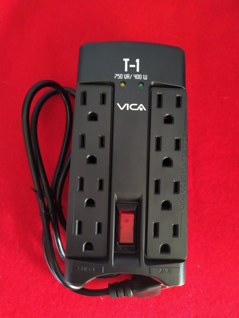 REGULADOR ELECTRÓNICO DE VOLTAJE 750 VA 400 WATTS 8 TOMAS 5-15R ENERGIA NEGRO SMART TV CEL PANTALLA