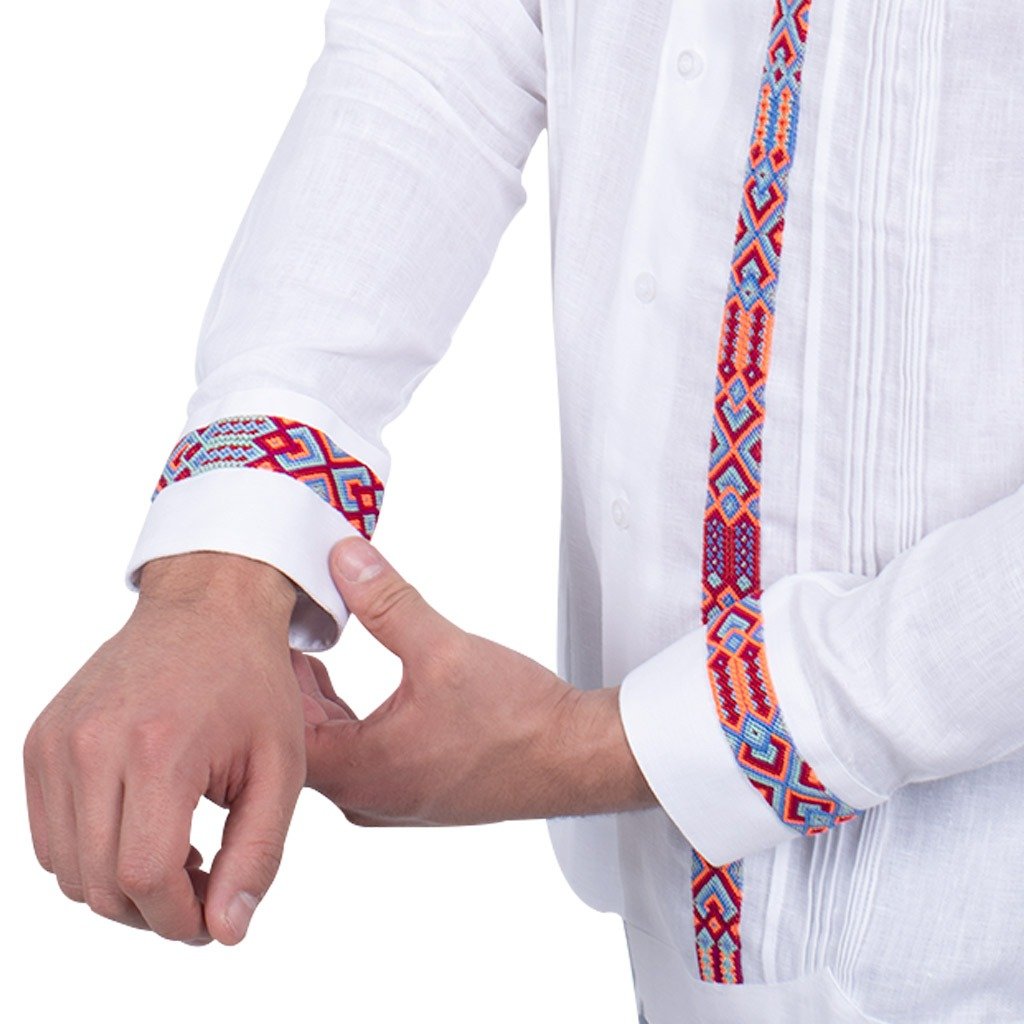 Guayabera Bordada - Modelo Bonampak - Lino, Slim Fit